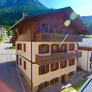 Ajarnola Locazioni Turist Hotel